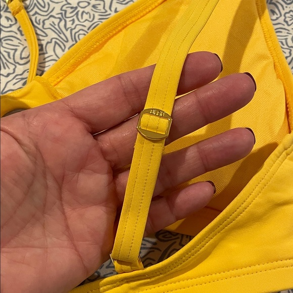 Bleu Rod Beattie Yellow Bikini Top Size 6 - Picture 4 of 5